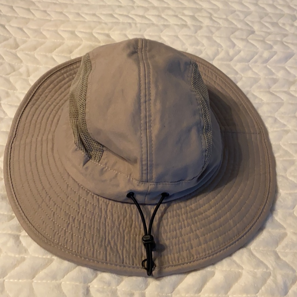 Swiss Tech Exploration Bucket Hat